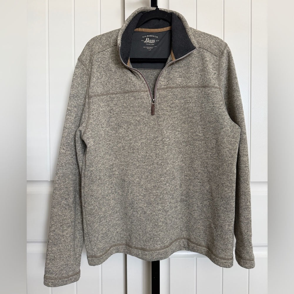 G.H. Bass & Co. Men's Tan Quarter Zip Sweater